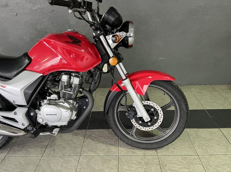 2013 Honda CB125E