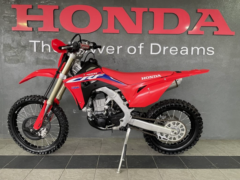 2022 Honda CRF450XN: Stock