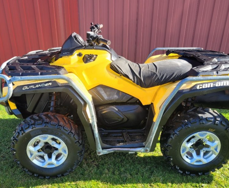 2015 Can-Am Outlander 500: Stock