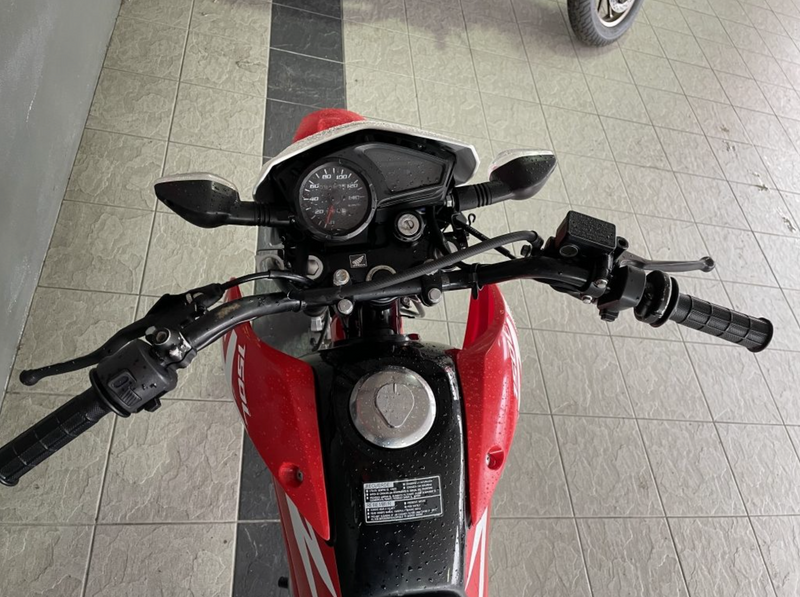 2018 Honda XR150LJN : Stock