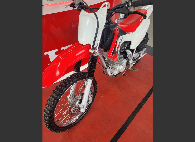 2018 Honda CRF125FJ : Stock