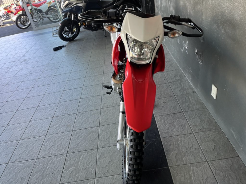 2018 Honda XR150LEKJ : Stock