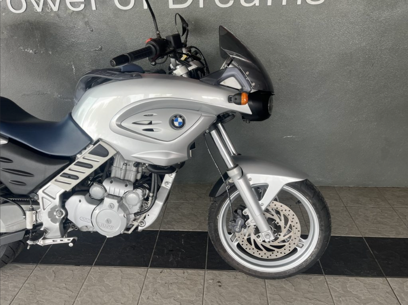 2001 BMW F650CS : Stock