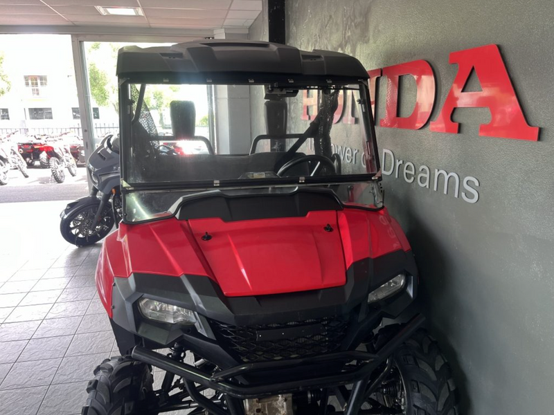 2021 Honda SXS700M2M : Stock