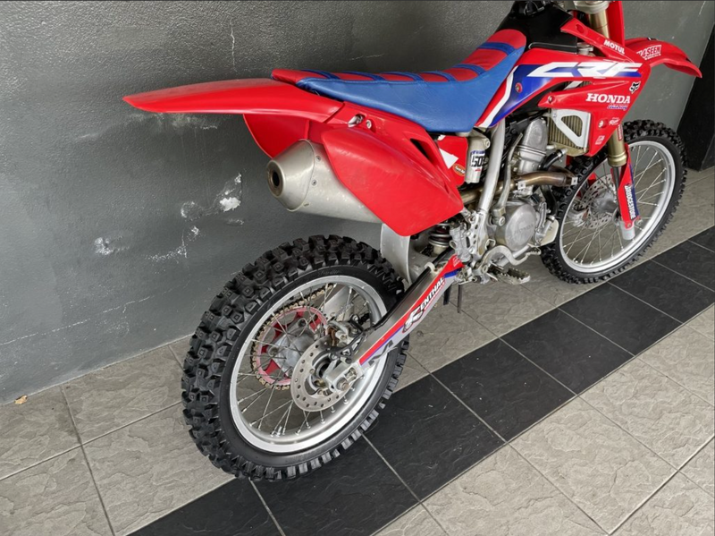 2022 Honda CRF150RBN : Stock